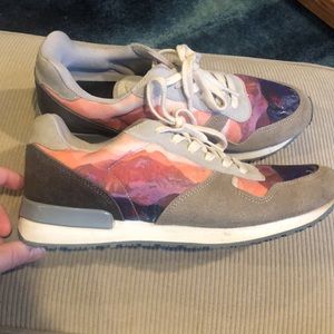 Inkkas Women's Andes Grey Jogger Suede Pink/Purple Size 10 Lightweight Hiking